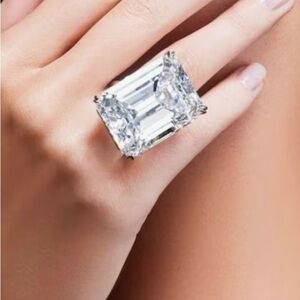 🩵 NEW Stunning square cut 4 carat white sapphire ring 🩵